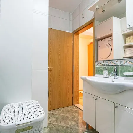 Amazing In With Wifi Casa vacanze Vrgorac