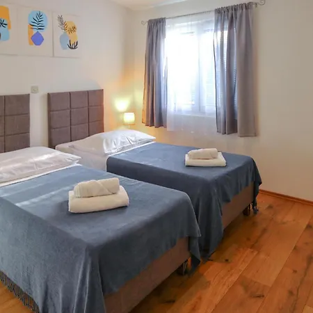 Holiday home Lovely In Vrgorac